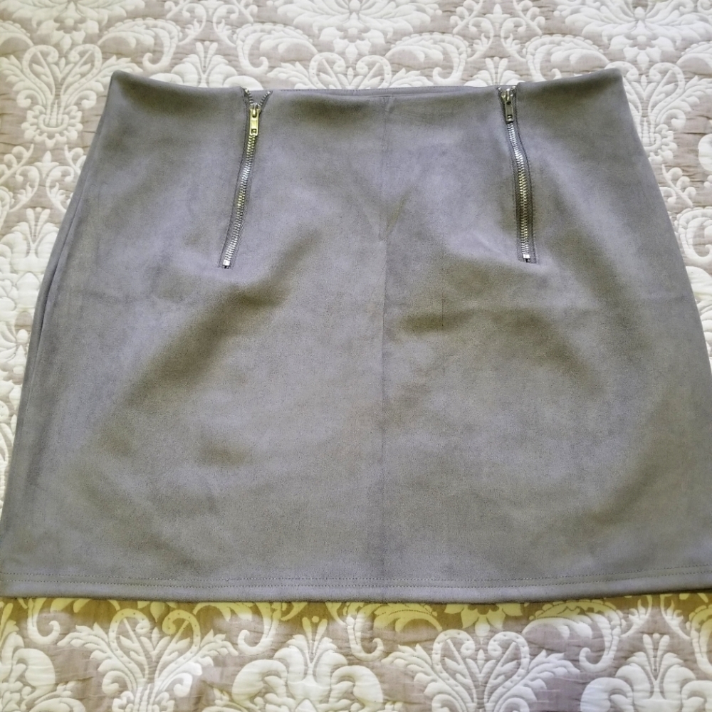 Great skirt.